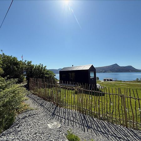 Villa Kraen Gard Larsnes Exterior foto